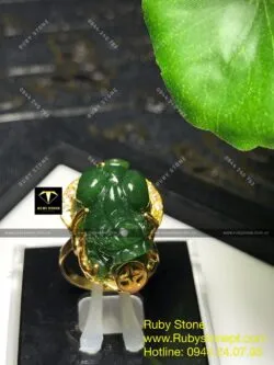 Nhẫn tỳ hưu ngọc bích Canada, vàng 18k - Ảnh 4