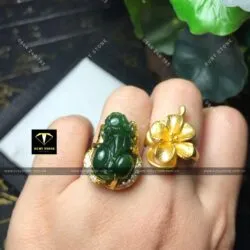 Nhẫn tỳ hưu ngọc bích Canada, vàng 18k