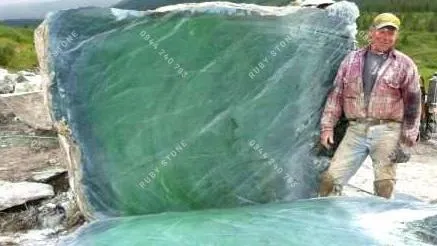 Vén màn bí ẩn về khả năng chữa bệnh bằng năng lượng từ đá ngọc bích (nephrite jade)