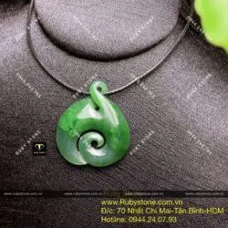 Dây chuyền ngọc bích ”Pikorua” (nephrite jade)
