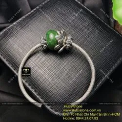 Kiềng tay bạc charm ngọc bích Canada mix hoa sen bạc - Ảnh 3