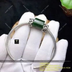 Kiềng tay lu thống Ngọc bích vuông sẫm màu - Hình ảnh 7