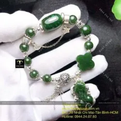 Vòng ngọc bích Canada sẫm màu mix charm bạc - Ảnh 3