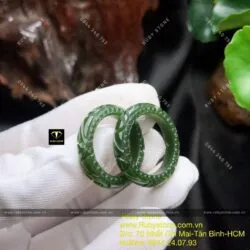 Nhẫn cặp Ngọc bích chạm khắc hoa văn màu đậm