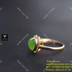 Nhẫn trái tim Ngọc bích, vàng 18k