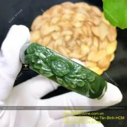 Vòng ngọc bích Canada chạm khắc hoa mẫu đơn - Hình ảnh 8