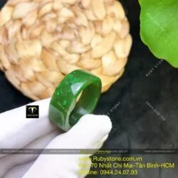 Nhẫn ngọc bích Canada, bản vuông 10 ly - Hình ảnh 3