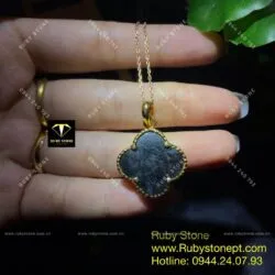 Mặt dây cỏ 4 cánh Ngọc bích đen, vàng 18k