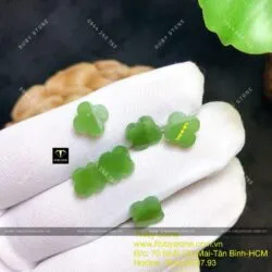 Mặt đá trang sức cỏ 4 cánh ngọc bích 8 ly - Hình ảnh 3