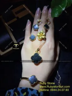 Mặt dây cỏ 4 cánh Ngọc bích đen, vàng 18k - Ảnh 6