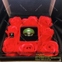 Nhẫn ngọc bích Canada mo tròn 8 ly xanh lá, vàng 10k