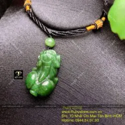 Tỳ hưu ngọc bích Canada, kích thước 35mm Tỳ hưu ngọc bích Canada, kích thước 35mm