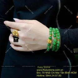 Vòng chuỗi Ngọc bích Canada 8 ly, cuốn 3 vòng, mix charm vàng 24k - Hình ảnh 5