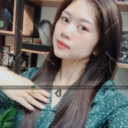 Mặt dây chuyền Trái tim Ngọc bích viền khung