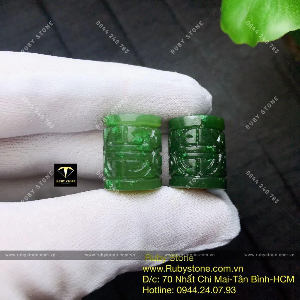 Lu thống ngọc bích Canada chạm khắc tinh xảo Lu thống ngọc bích Canada chạm khắc tinh xảo - Ảnh 6