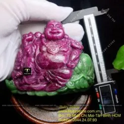 Tác phẩm tượng phật Di Lặc vác túi tiền đá quý Ruby Nam Phi - Ảnh 6
