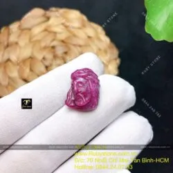 Tượng Chúa Jesus Ruby Nam Phi, kích thước 18mm