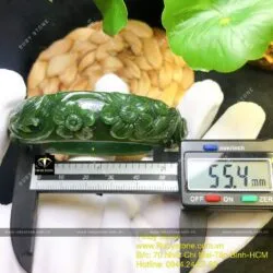 Vòng ngọc bích Canada chạm Hoa mai như ý, ni tay 55mm - Hình ảnh 7