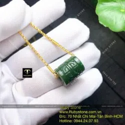 Lu thống ngọc bích Canada chạm khắc tinh xảo Lu thống ngọc bích Canada chạm khắc tinh xảo