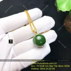 Mặt dây chuyền Trái châu Ngọc bích, vàng 18k - Hình ảnh 7