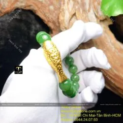 Vòng Ngọc bích Canada 10 ly, mix charm Cá chép vàng 24k - Hình ảnh 4