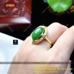Nhẫn oval ngọc bích Canada vàng dây vặn, vàng 10k Nhẫn oval ngọc bích Canada vàng dây vặn, vàng 10k