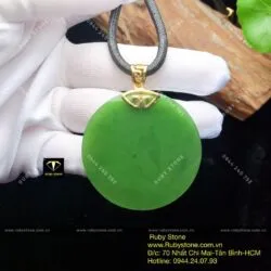 Mặt dây chuyền ngọc bích Canada móc vàng 18k, kích thước 47mm