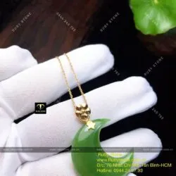Mặt dây chuyền Trăng khuyết Ngọc bích, móc vàng 18k - Hình ảnh 2