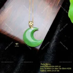 Mặt dây chuyền Trăng khuyết Ngọc bích, móc vàng 18k - Hình ảnh 7