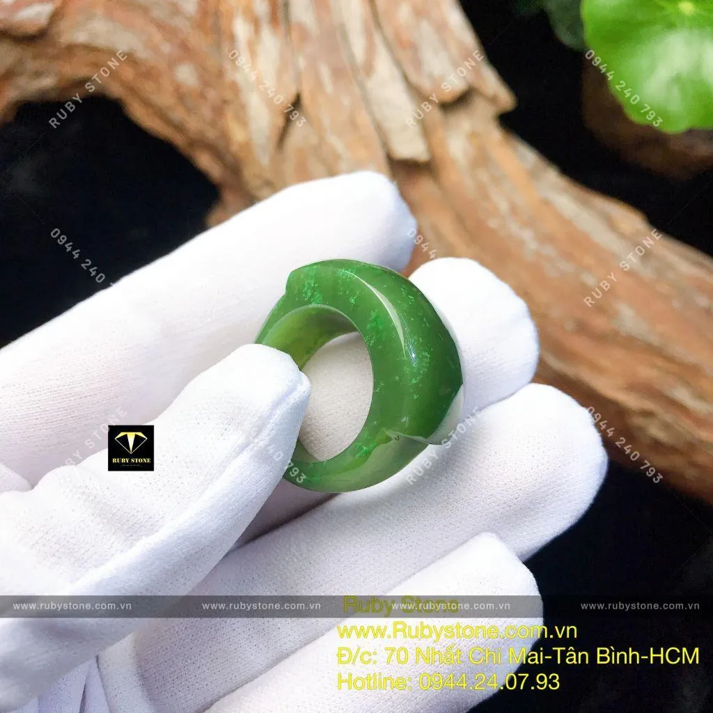 Nhẫn yên ngựa bản liền Ngọc bích Canada Nhẫn yên ngựa bản liền Ngọc bích Canada - Ảnh 6