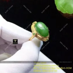 Nhẫn oval ngọc bích Canada vàng dây vặn, vàng 10k Nhẫn oval ngọc bích Canada vàng dây vặn, vàng 10k