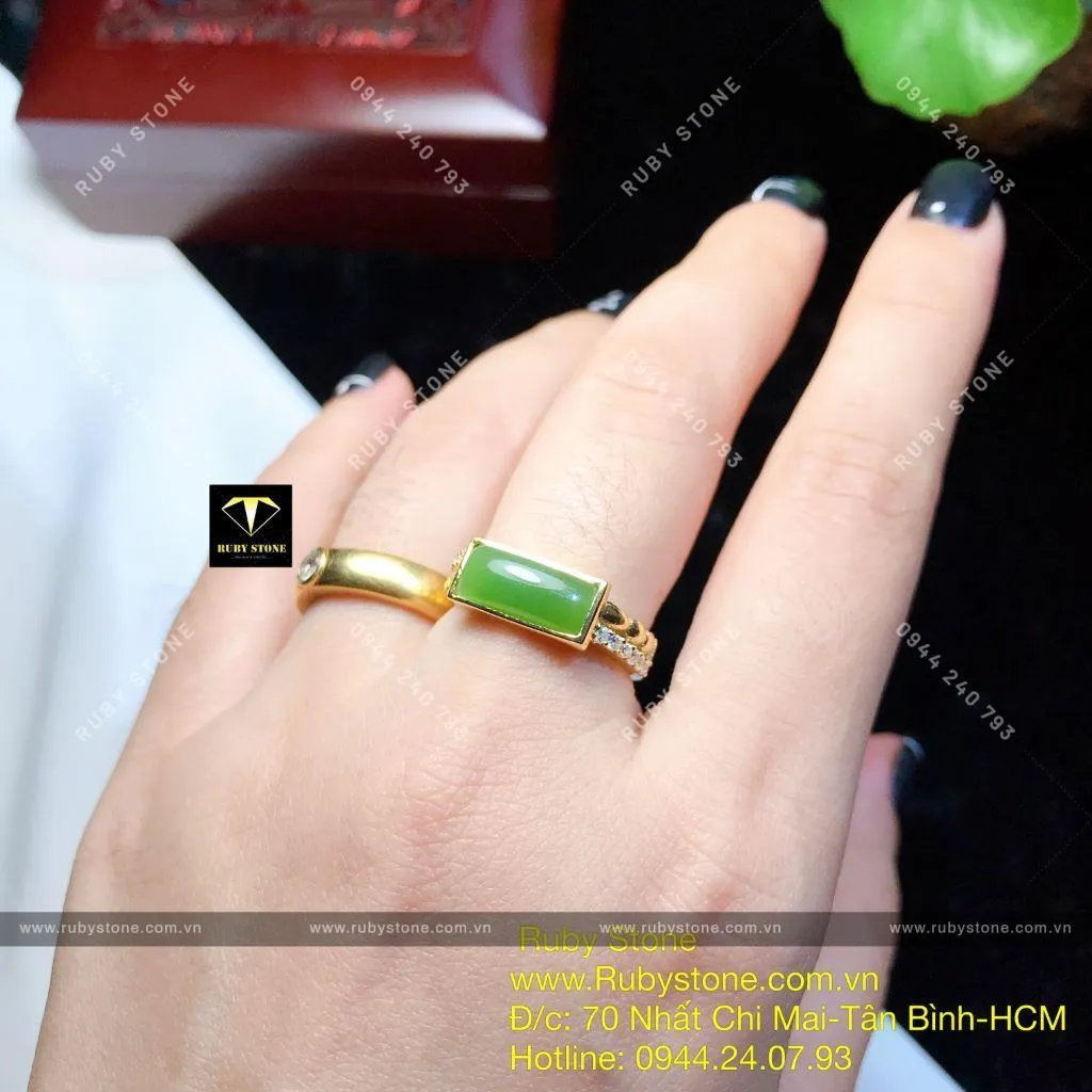 Nhẫn yên ngựa mảnh ngọc bích Canada, vàng 10k Nhẫn yên ngựa mảnh ngọc bích Canada, vàng 10k - Ảnh 6
