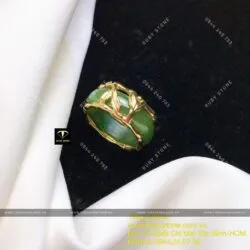 Nhẫn ngọc bích Canada kiểu đốt trúc, vàng 10k Nhẫn ngọc bích Canada kiểu đốt trúc, vàng 10k