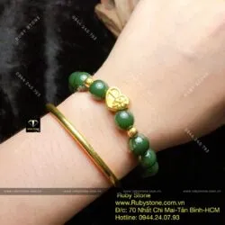 Vòng ngọc bích Canada 10 ly, mix charm vàng trái tim 24k - Ảnh 2