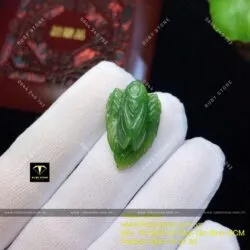 Ngọc thiền (ve sầu) ngọc bích ngự trên lá, KT 20mm