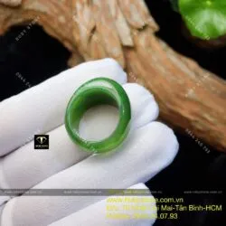 Nhẫn yên ngựa cách điệu ngọc bích Canada Nhẫn yên ngựa cách điệu ngọc bích Canada