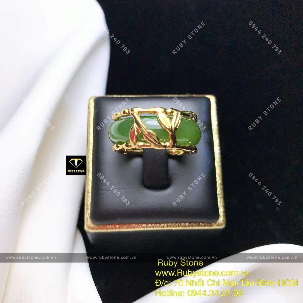 Nhẫn ngọc bích Canada kiểu đốt trúc, vàng 10k Nhẫn ngọc bích Canada kiểu đốt trúc, vàng 10k