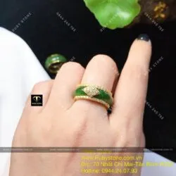 Nhẫn tròn Ngọc bích viền tấm, vàng 10k - Hình ảnh 3