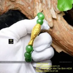 Vòng Ngọc bích Canada 10 ly, mix charm Cá chép vàng 24k - Hình ảnh 5