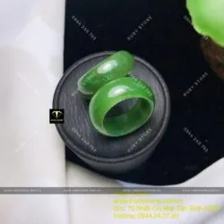 Cặp nhẫn Ngọc bích xanh lá, bản 9mm - Hình ảnh 3