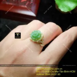 Nhẫn hoa mẫu đơn Ngọc bích, viền tấm trắng có lá, vàng 10k