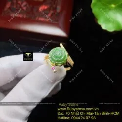 Nhẫn hoa mẫu đơn Ngọc bích đính tấm trắng đỏ, vàng 10k - Ảnh 2