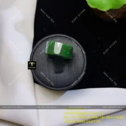 Nhẫn ngọc bích Canada xanh đậm 10 ly - Hình ảnh 2