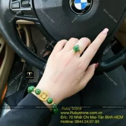 Bộ sản phẩm vòng tay Ngọc bích 10 ly mix charm vàng 24k và nhẫn thiềm thừ, vàng 10k - Ảnh 3