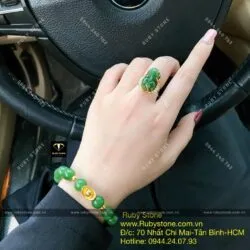 Bộ sản phẩm Vòng tay ngọc bích mix charm vàng 24k và nhẫn Tỳ hưu, vàng 10k - Hình ảnh 3