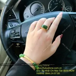 Bộ sản phẩm vòng Ngọc bích 8 ly mix charm vàng 24k và nhẫn yên ngựa, vàng 10k