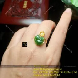 Nhẫn hồ ly Ngọc bích hoa nụ tấm trắng, vàng 10k