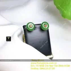 Khuyên tai Đồng điếu nhị đỏ Ngọc Bích, vàng 10k Khuyên tai Đồng điếu nhị đỏ Ngọc Bích, vàng 10k