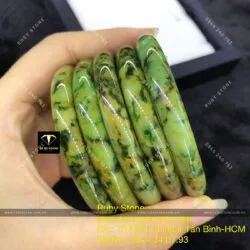 Vòng tay cẩm thạch sơn thuỷ huyết (jadeite A)