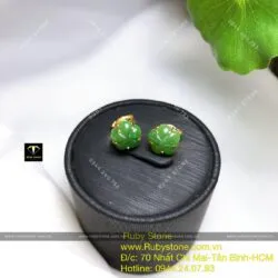 Khuyên tai hoa mai Ngọc bích 5 chấu, vàng 10k Khuyên tai hoa mai Ngọc bích 5 chấu, vàng 10k